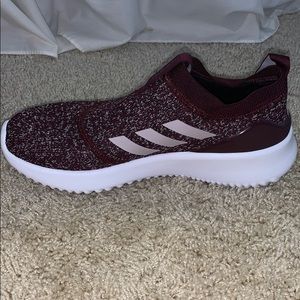 Adidias cloudfoam sneakers